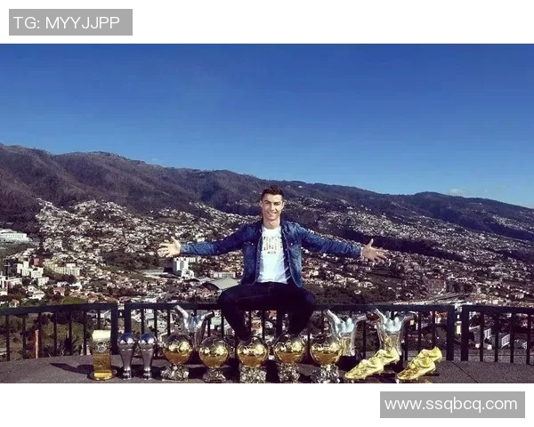 自律成就辉煌人生励志足球球星逆境中拼搏书写荣耀篇章