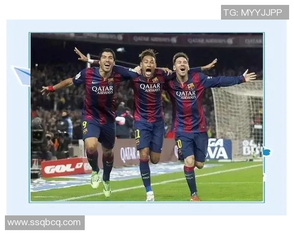 足球场主队球星高清海报展现实力与风采 助力球队勇夺胜利荣耀