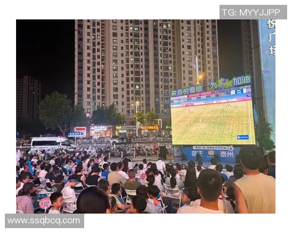 足球巨星争锋激烈对决全场精彩瞬间呈现球迷激情四溢足球盛宴即刻开启